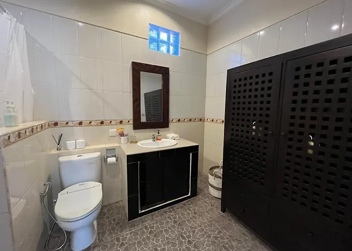 Kubu D Kubu - 3 Bedroom - *